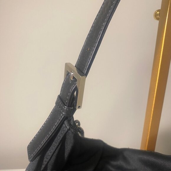 Vintage Fendi Mama Forever Baguette Neoprene FF Buckle Black Shoulder Bag W/COA - Picture 8 of 16